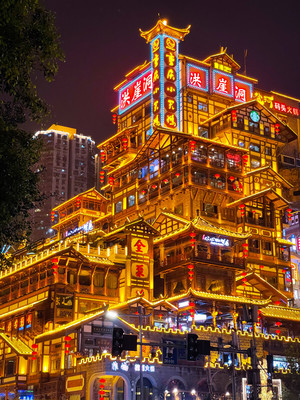 金色洪崖洞。拍攝于重慶地區(qū)洪崖洞!